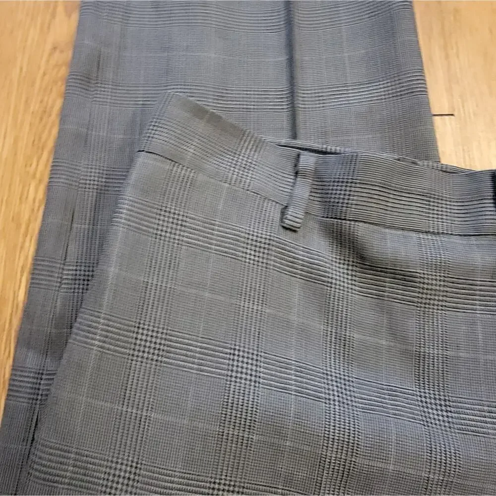 Mens 40W Classic Fit L. L. Bean Grey Checkered Dress Pants